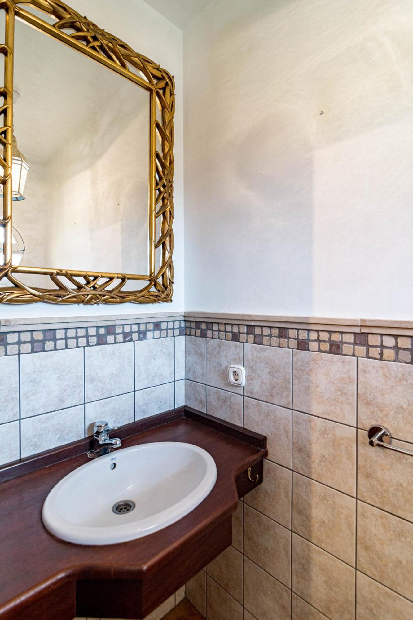 Pg9 - Andalucian 3-story Townhouse Near Holiday home *