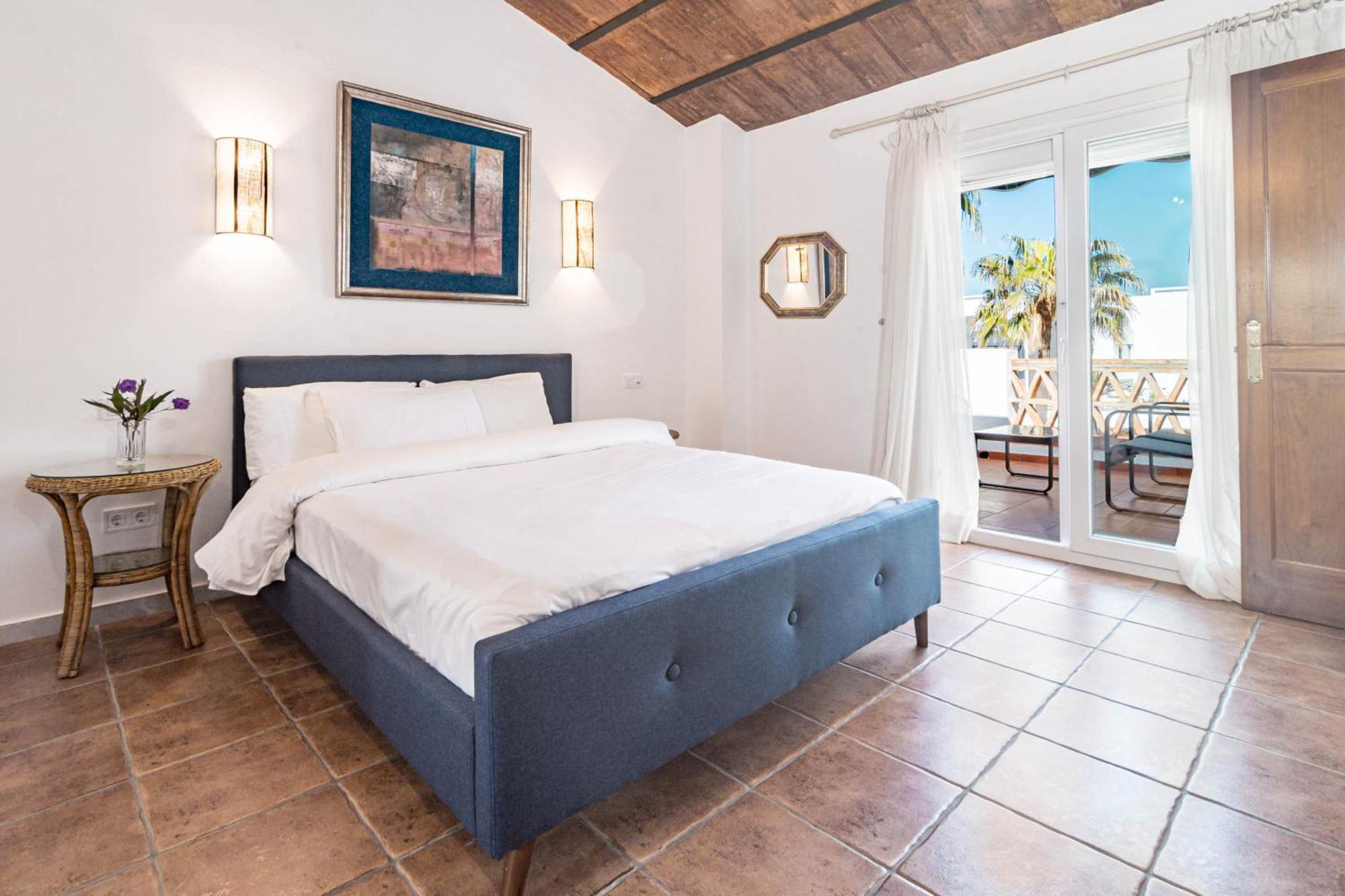 Pg9 - Andalucian 3-story Townhouse Near Holiday home Estepona
