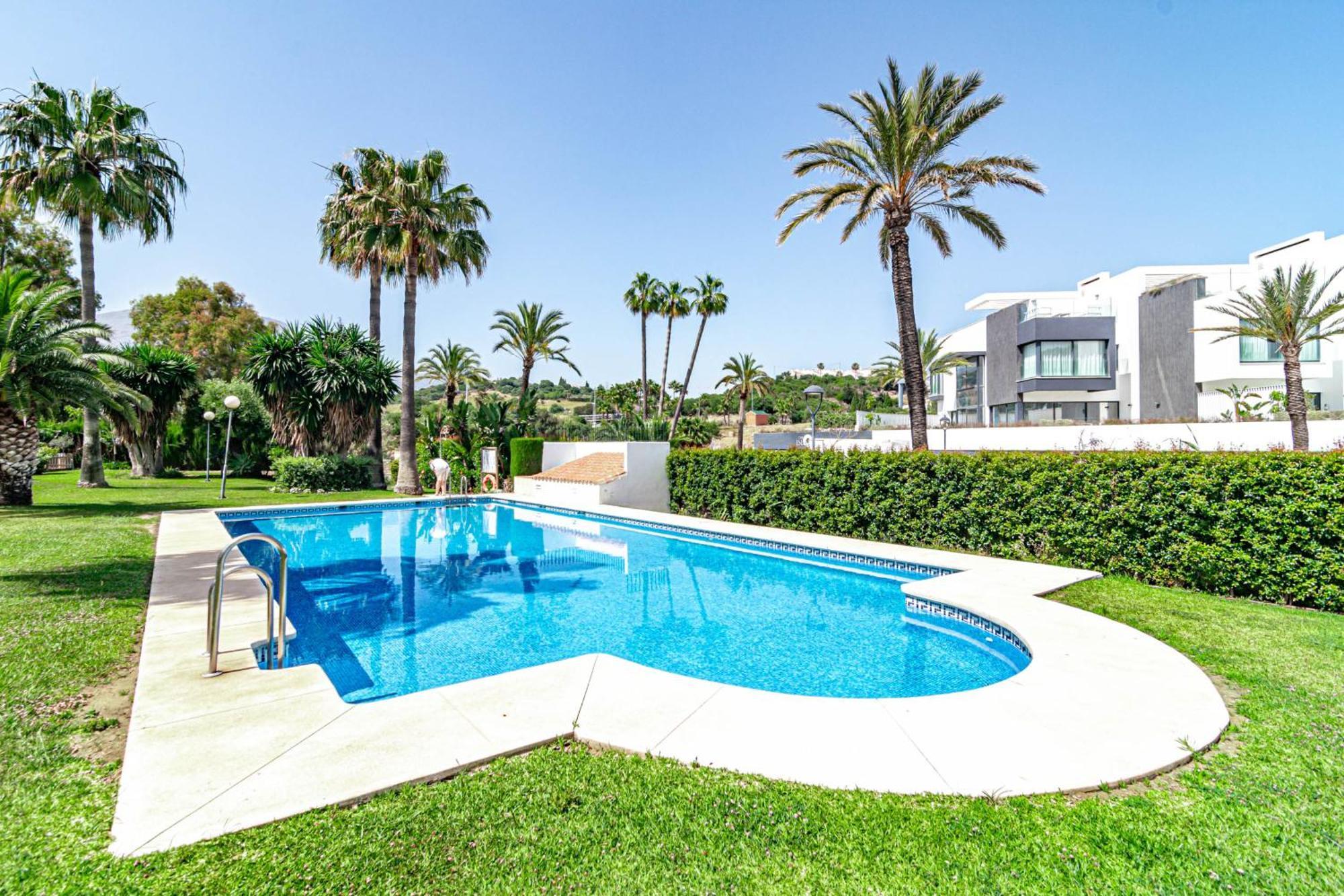 Holiday home Pg9 - Andalucian 3-story Townhouse Near Estepona