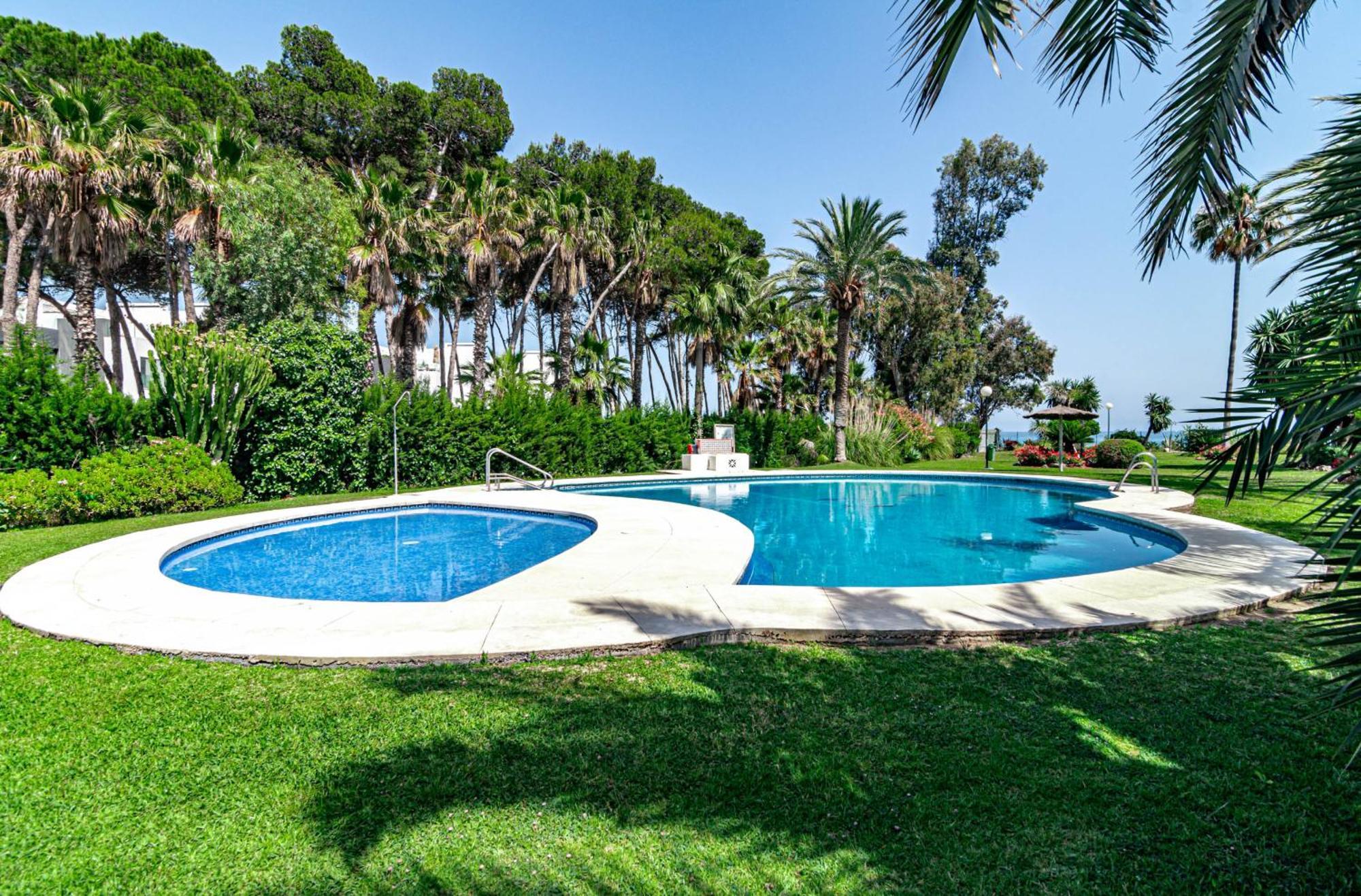 Pg9 - Andalucian 3-story Townhouse Near *
