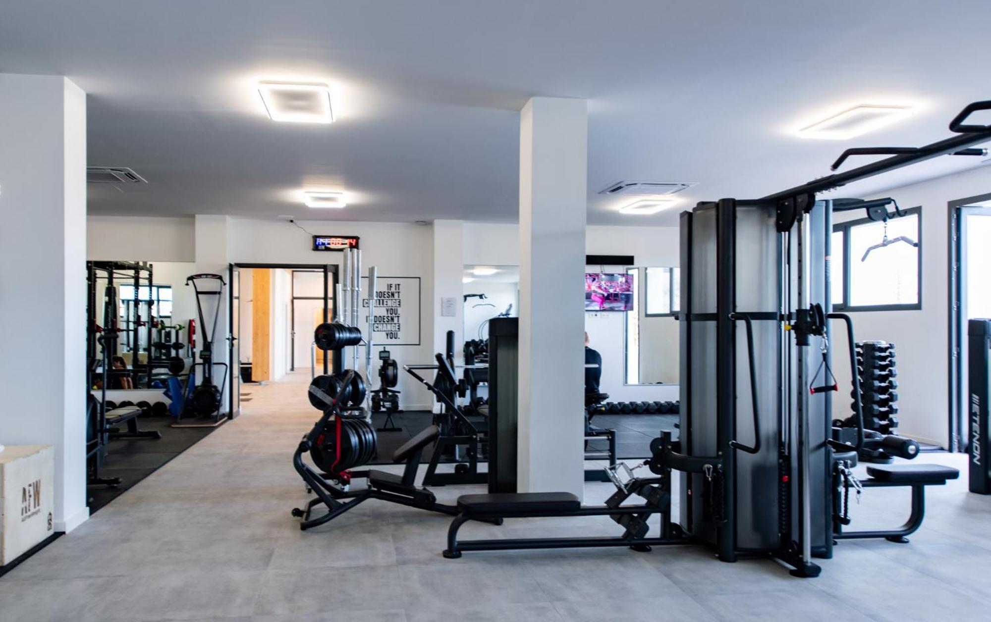 Modern Three Bedroom Apart- 6 Pools- Gym -sun 482 Apartment *