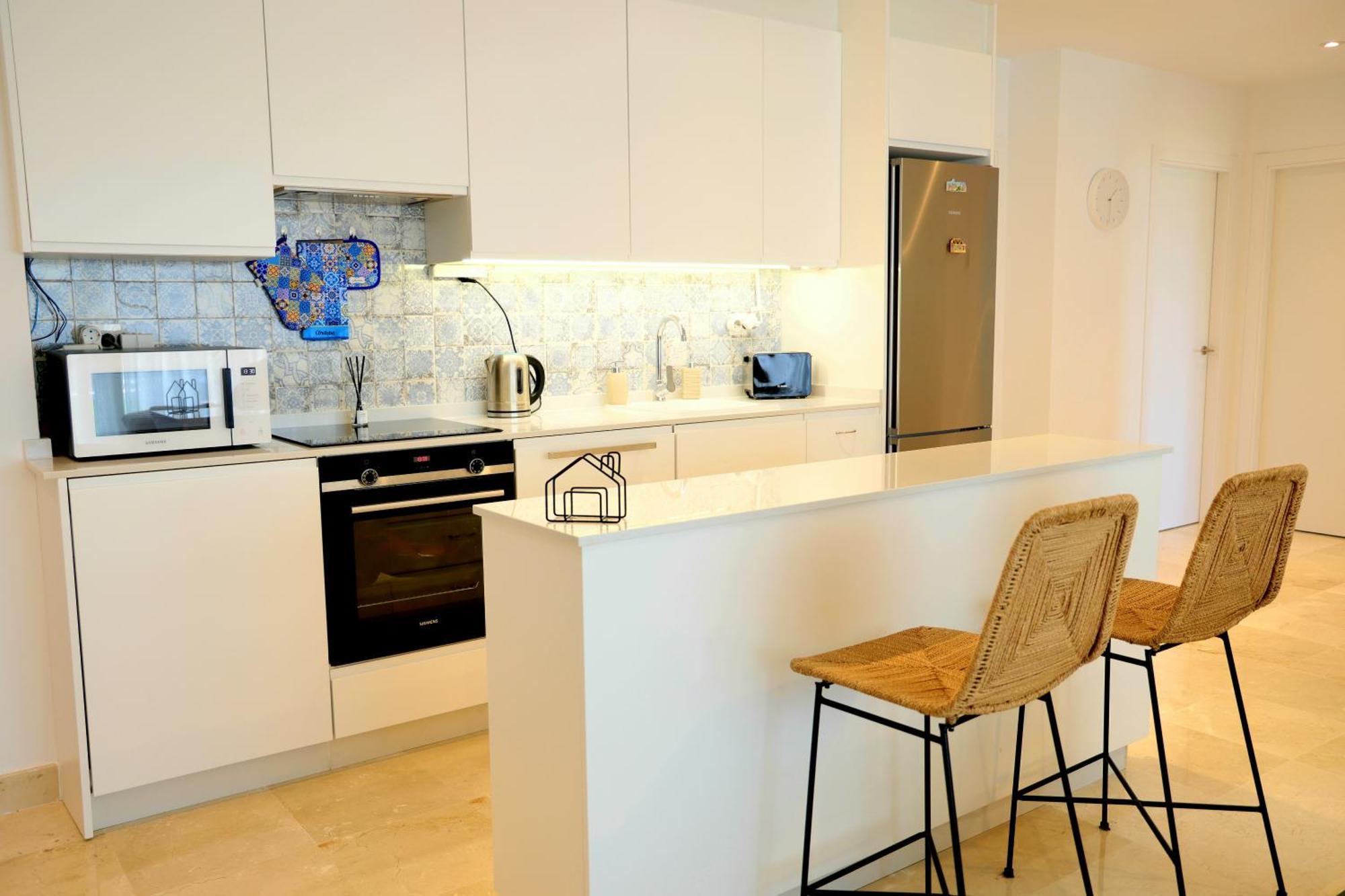 Modern Three Bedroom Apart- 6 Pools- Gym -sun 482 Apartment *
