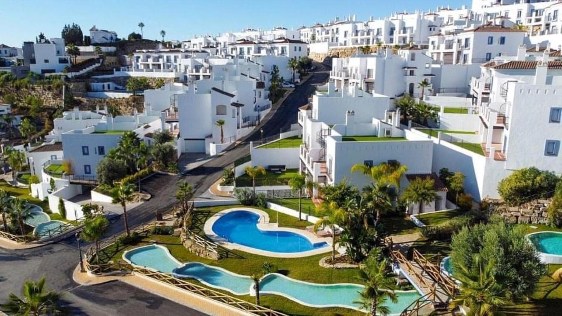 Paradise-getaway-golf-6pools 442 Estepona