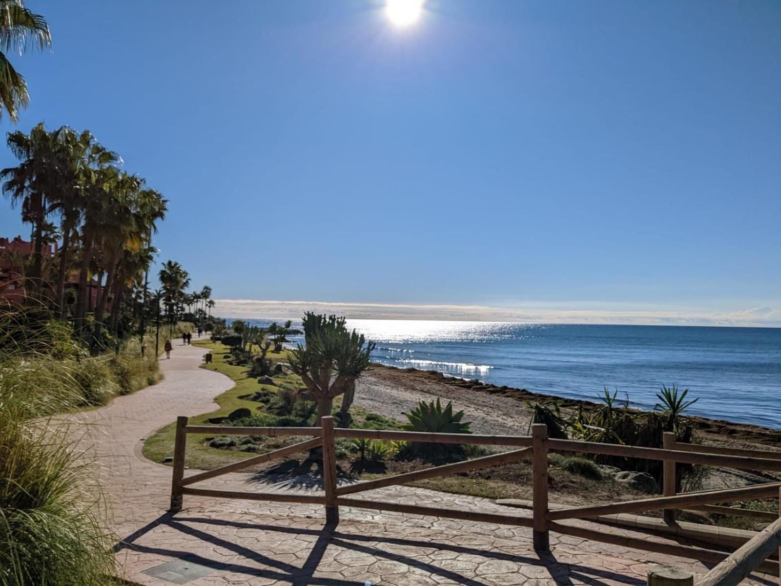 Seaside View Apartment