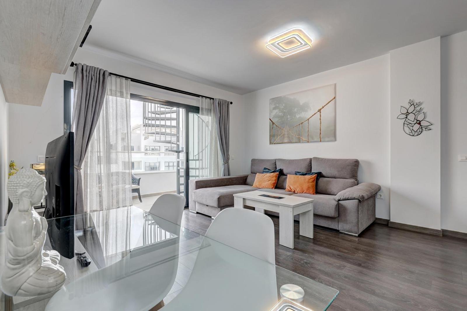 Terrace, Parking & Pool Apartment