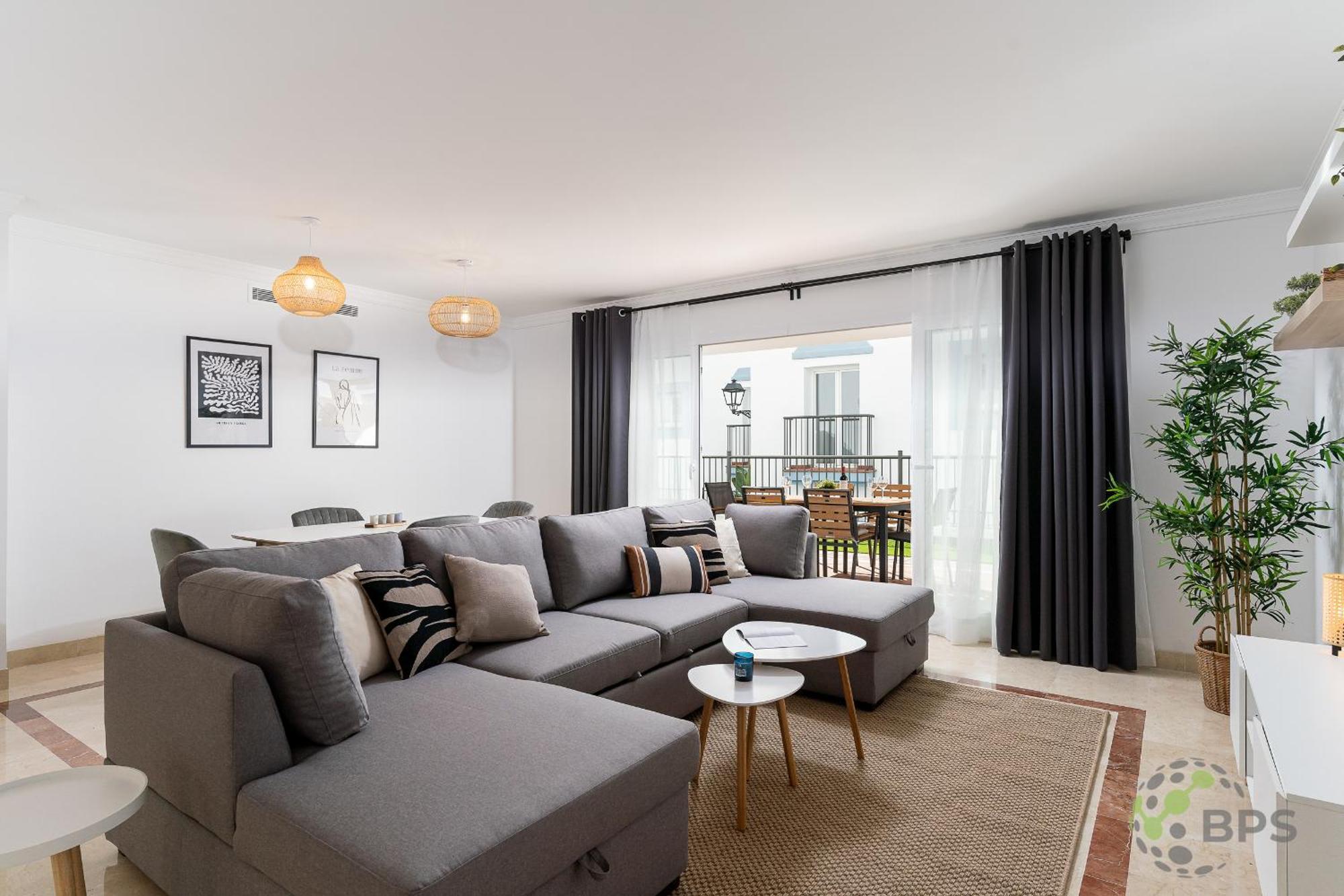 Elegant And Stylish Retreat 592 Apartment *