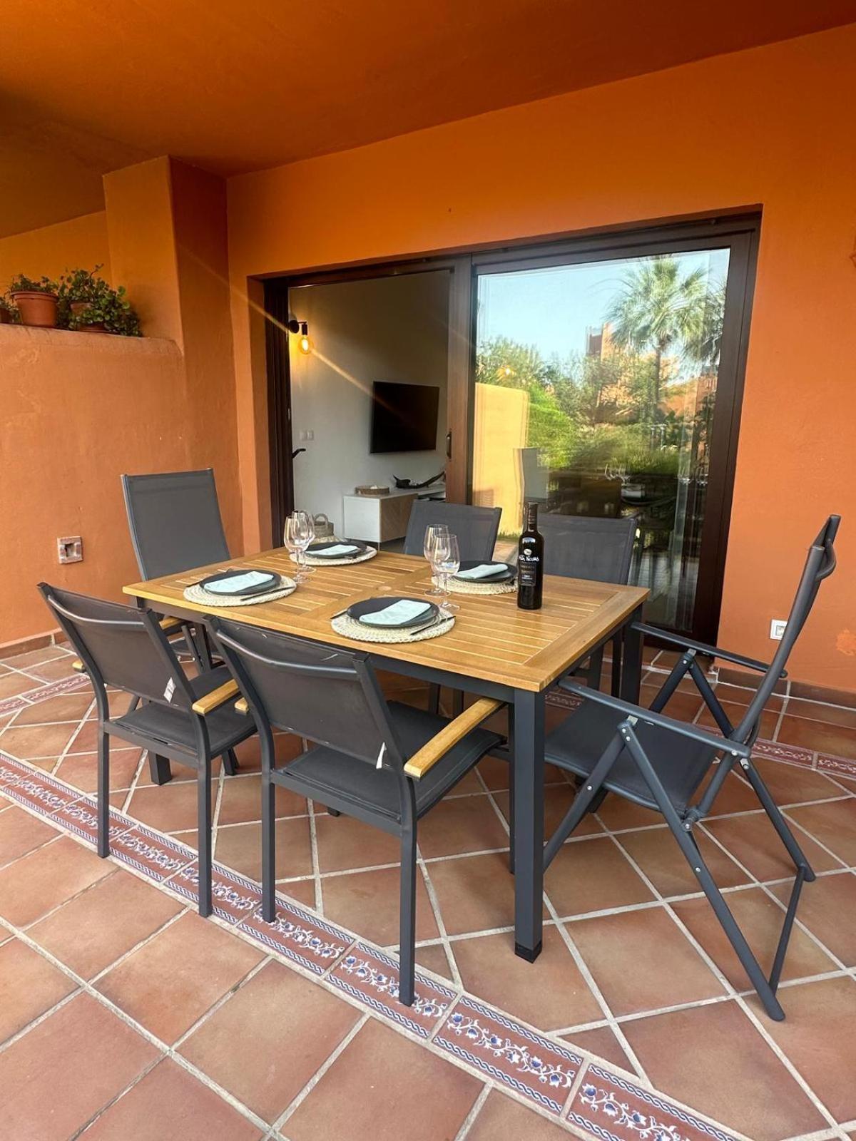 Dans Les Jardins Tropicaux Apartment Estepona