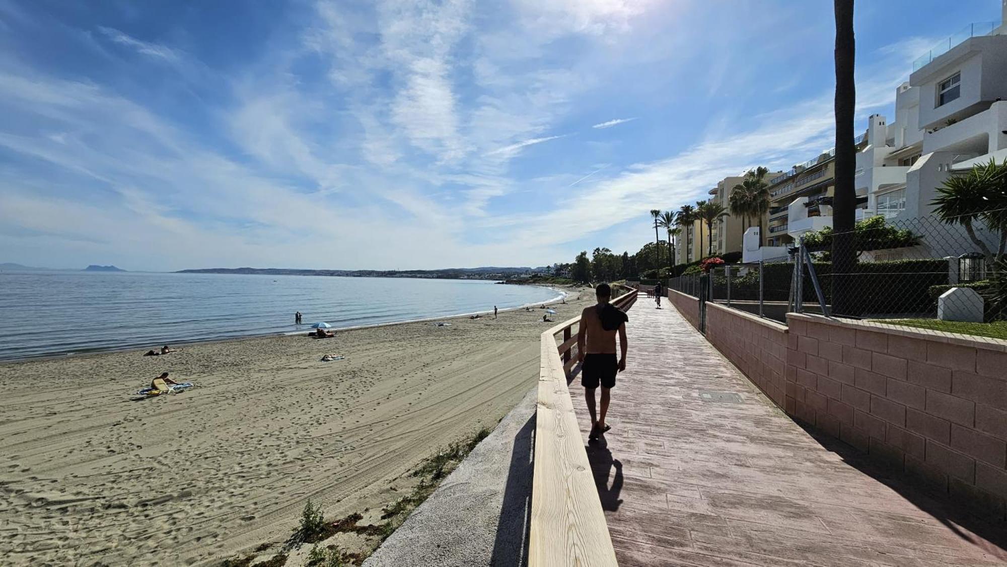 Junto A La Playa Del Cristo Cerca Del Puerto * Estepona