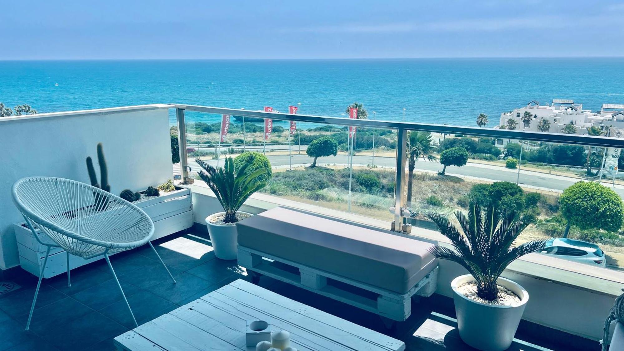 Apartment Panoramic Ocean Retreat *