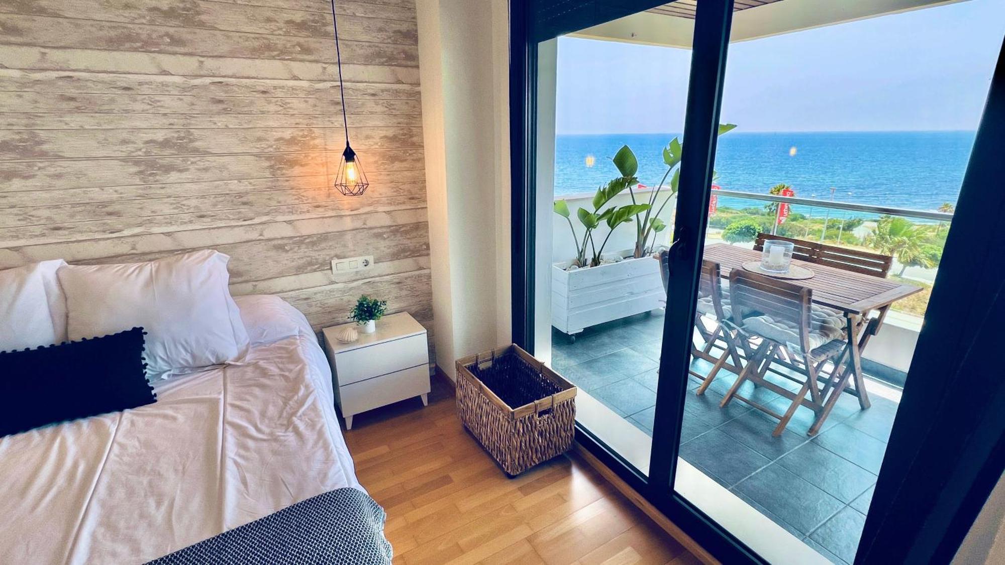 Panoramic Ocean Retreat Apartment Estepona