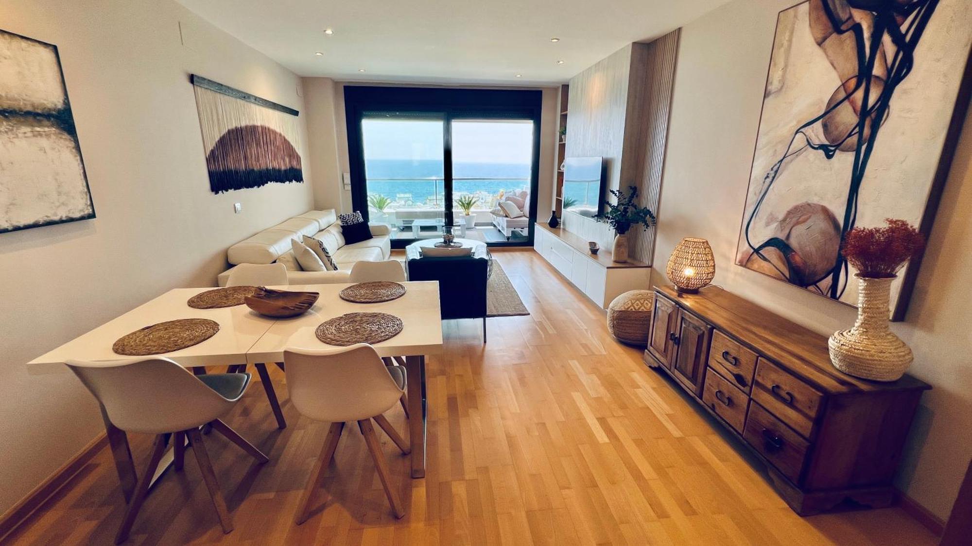 Panoramic Ocean Retreat *