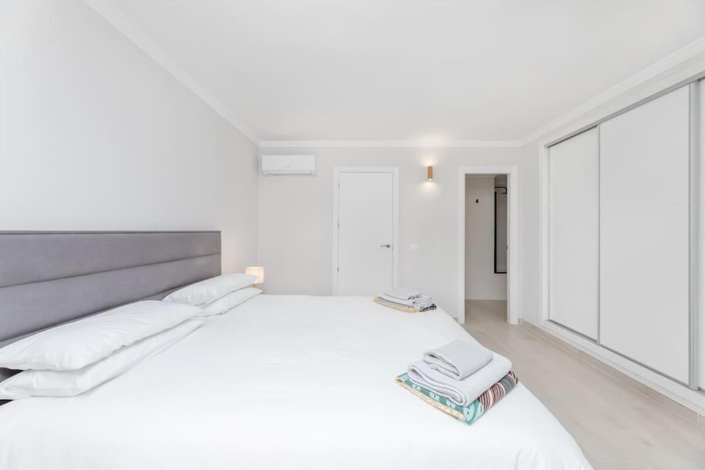 Apartment Amazing 4 Bed Beachfront Dominion Rdr358 *