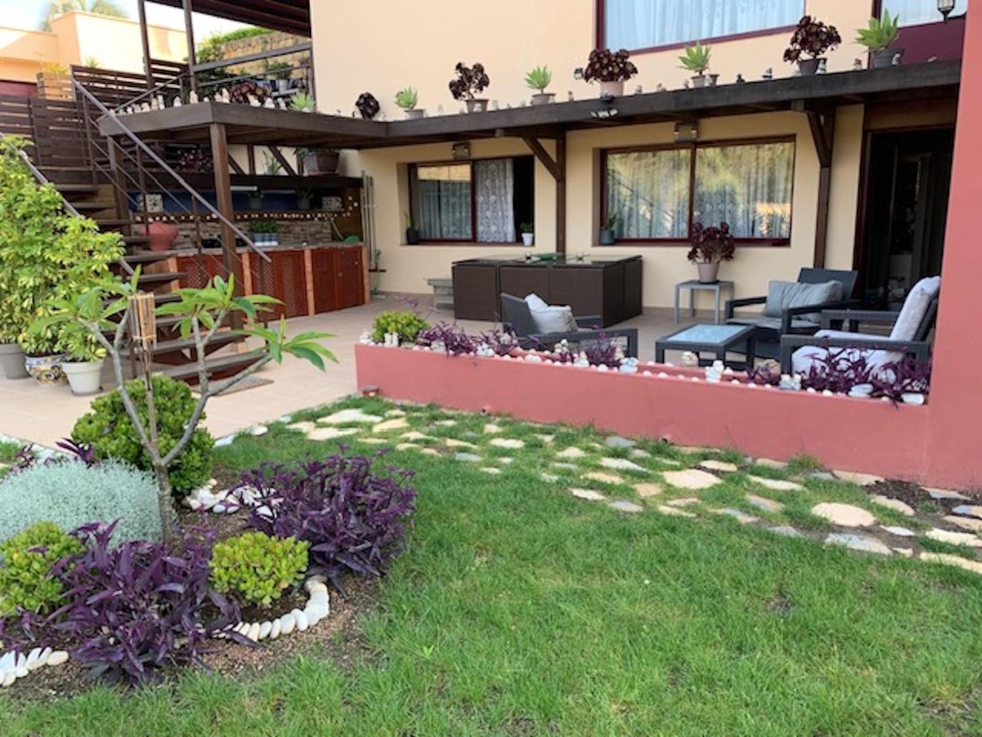 Gorgeous 3 Bedrooms In Natural Reserve Park!