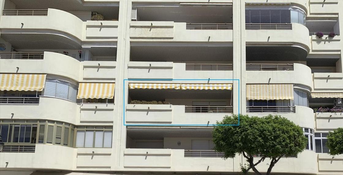 Espectacular Apartamento Estepona, Primera Linea De Playa, Totalmente Reformado En 2023 Estepona