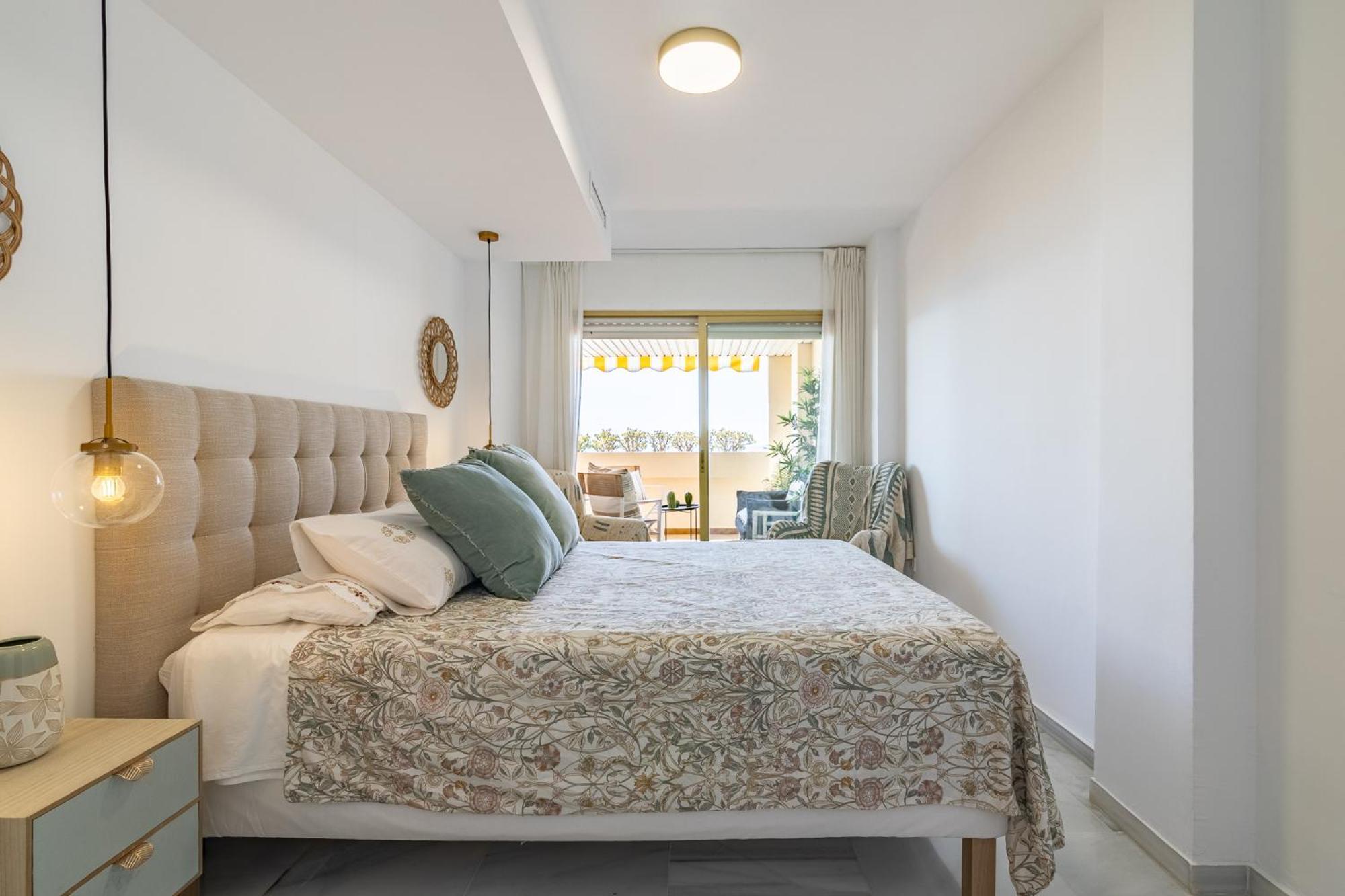 Espectacular Apartamento Estepona, Primera Linea De Playa, Totalmente Reformado En 2023 Apartment Estepona