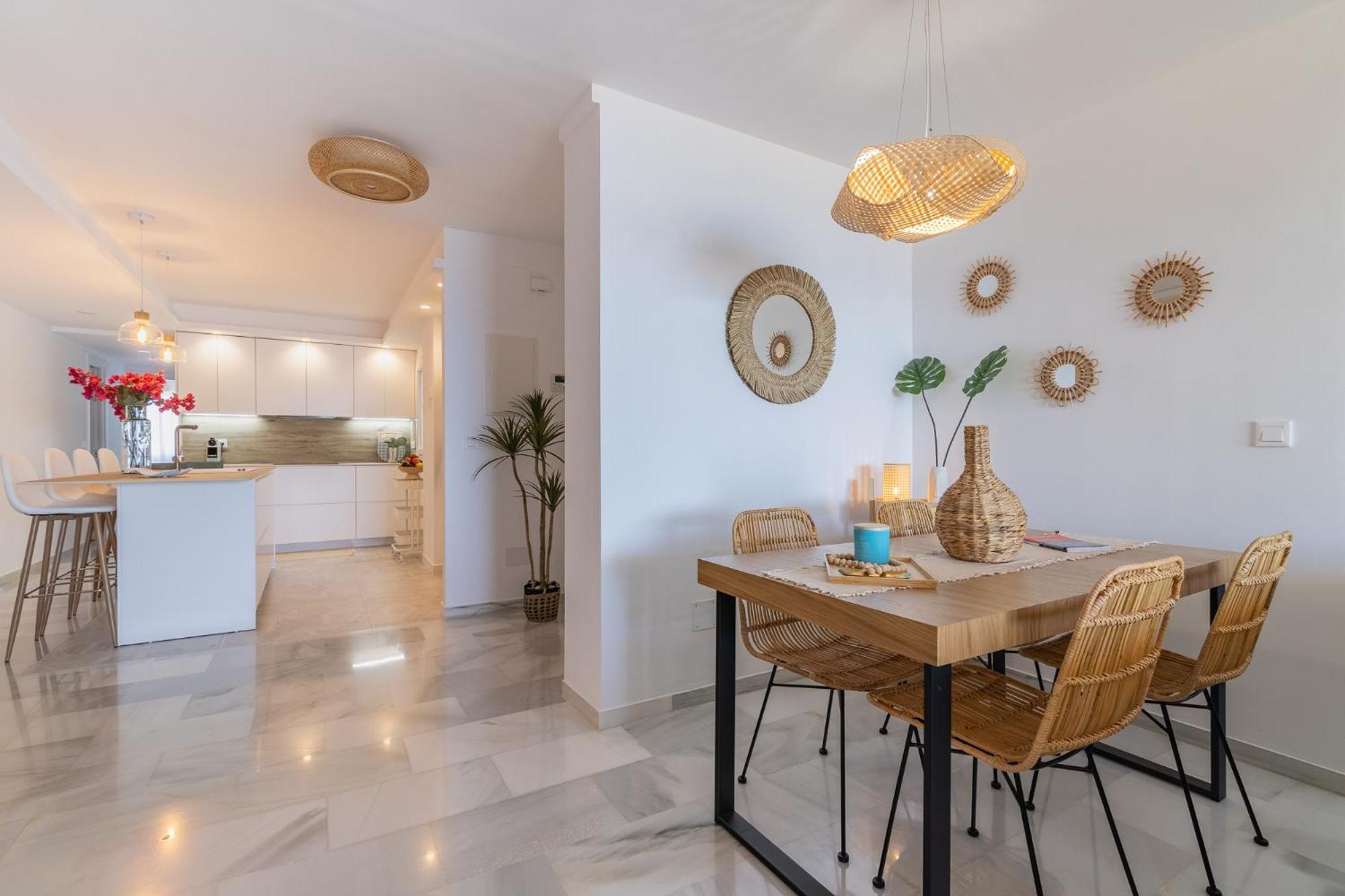 Espectacular Apartamento Estepona, Primera Linea De Playa, Totalmente Reformado En 2023 Apartment Estepona