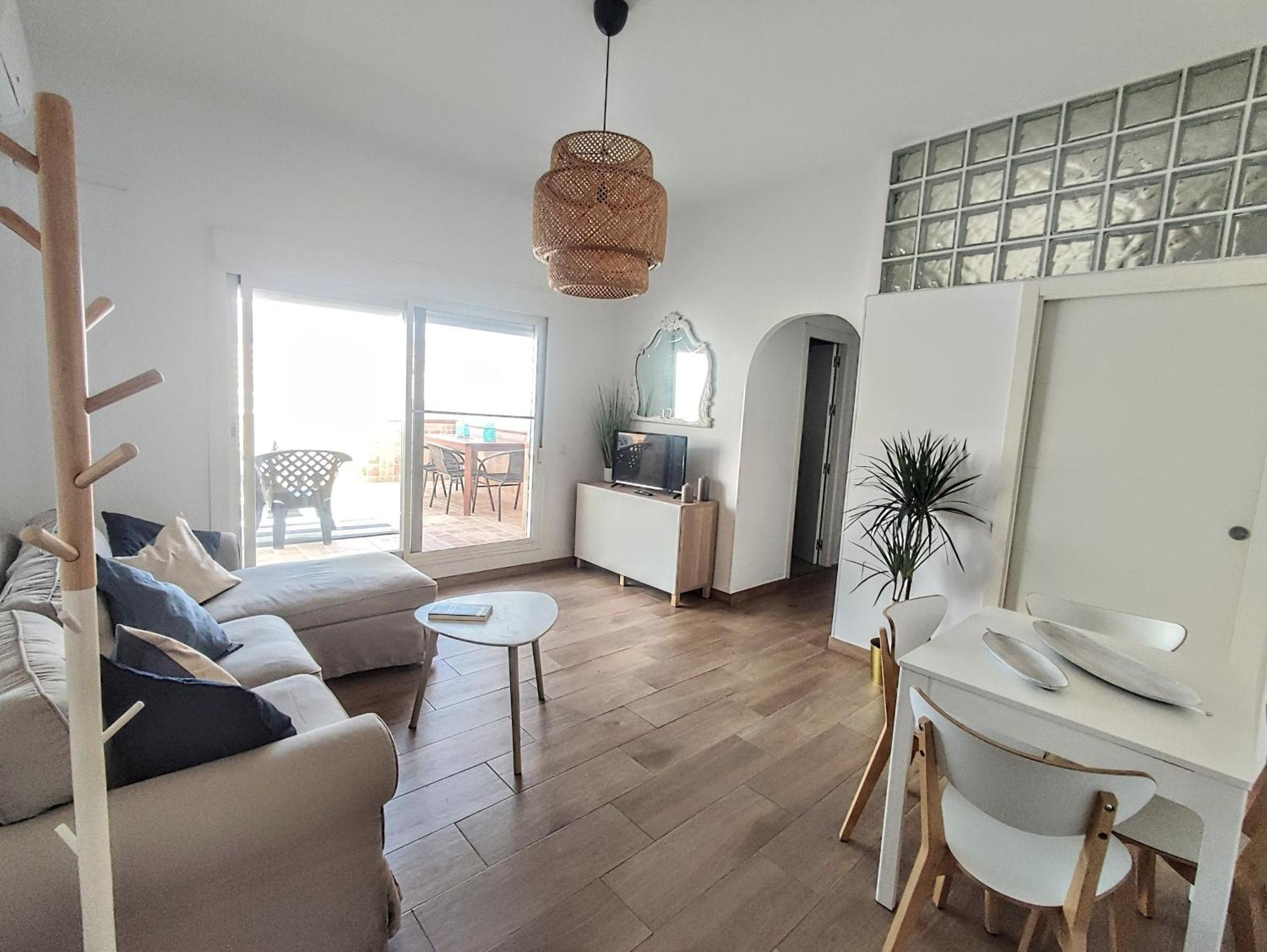 Palm Tree House Apartment *