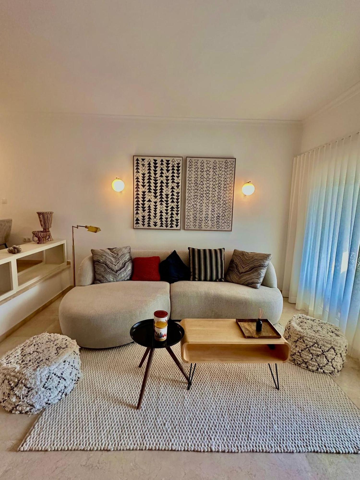 Magnifique Town House 2 Ch , 2 Sdb Sur Un Golf