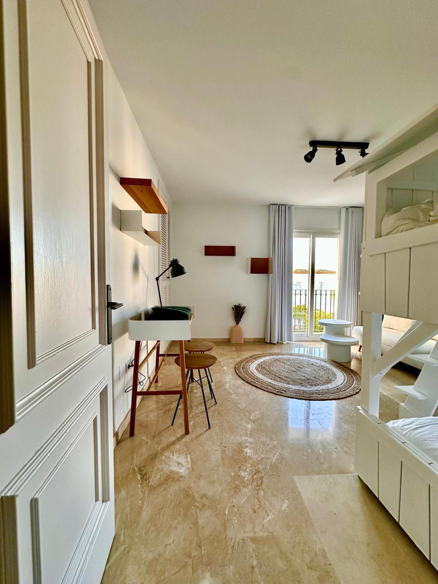 Holiday home Magnifique Town House 2 Ch , 2 Sdb Sur Un Golf *