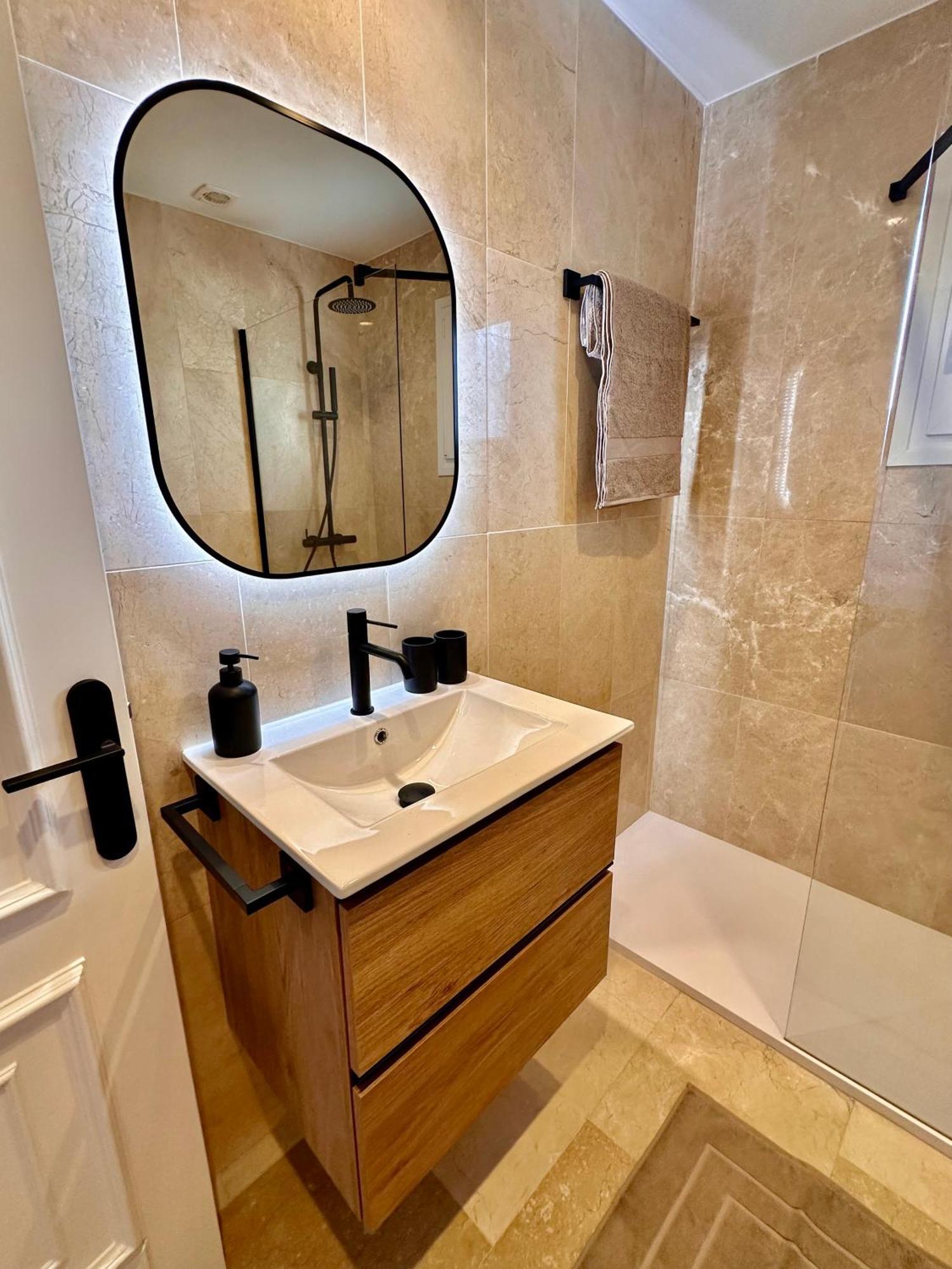Magnifique Town House 2 Ch , 2 Sdb Sur Un Golf * Estepona