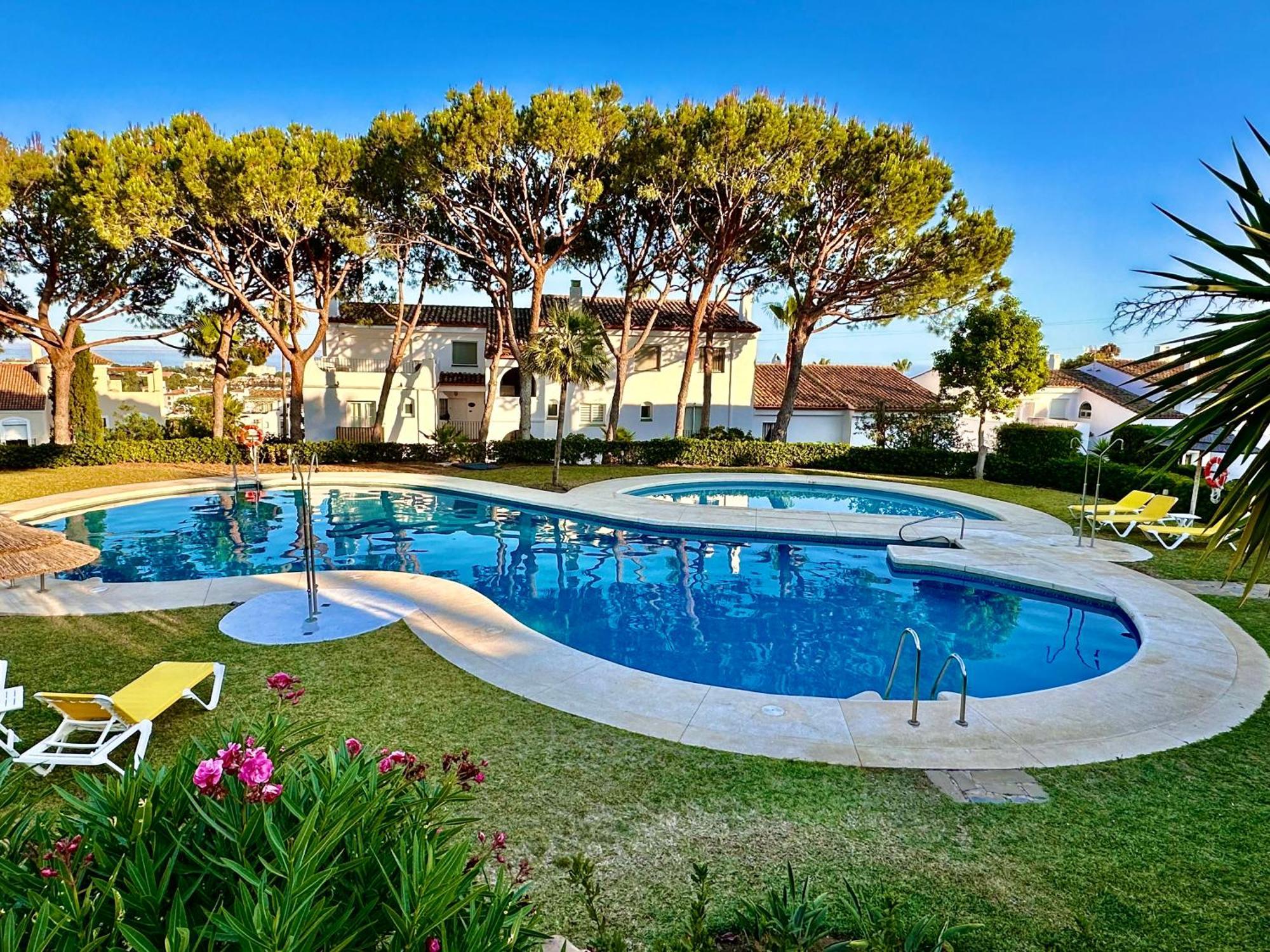Holiday home Magnifique Town House 2 Ch , 2 Sdb Sur Un Golf