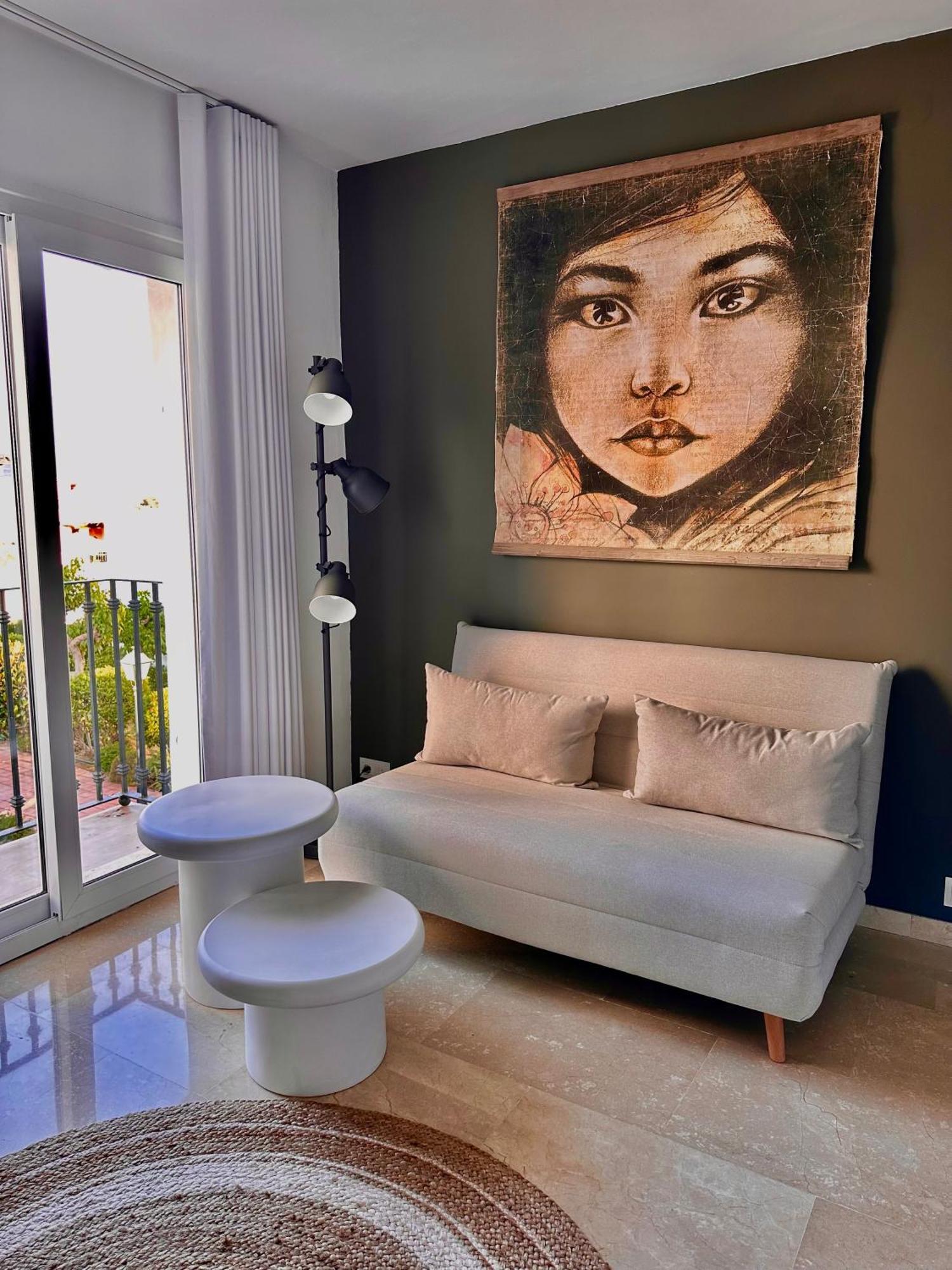 Magnifique Town House 2 Ch , 2 Sdb Sur Un Golf *