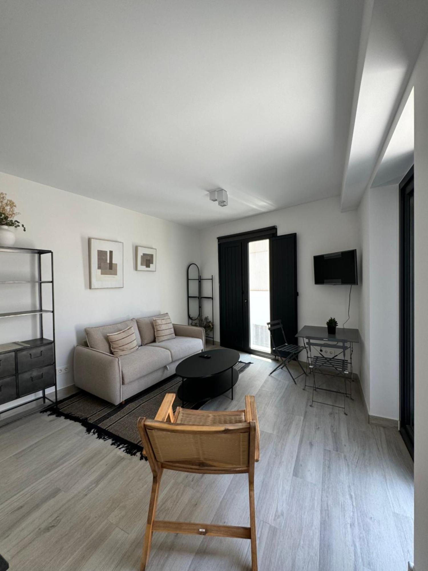 Loft Huerto Old Town Apartment
