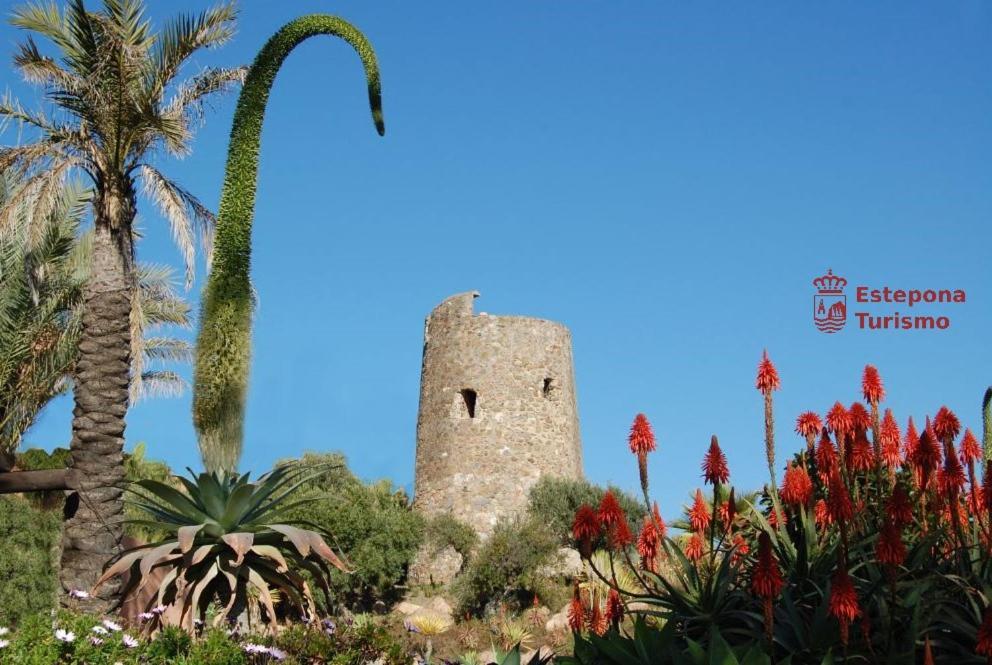 Flores Centro 2 * Estepona