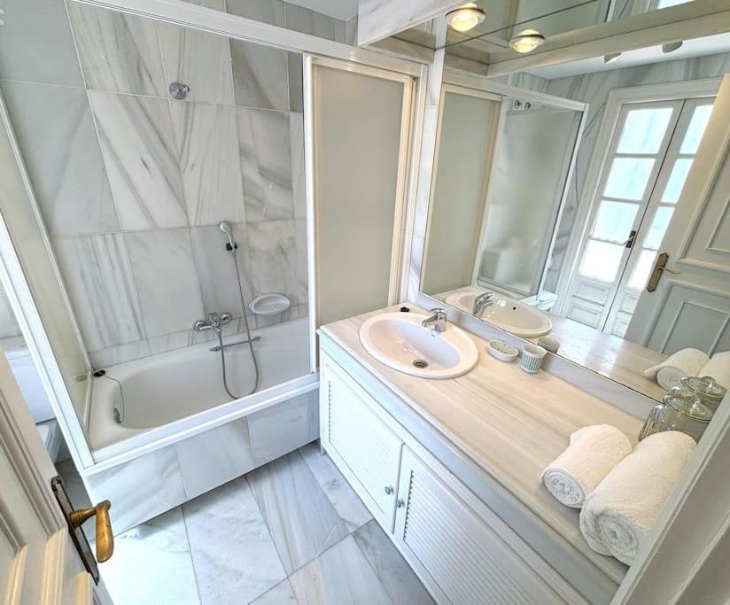 3 Min To Beach Urb Benamara Dos Hermanas Villa