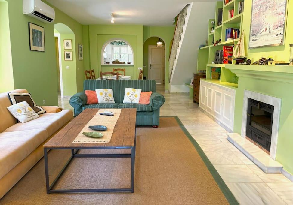 Villa 3 Min To Beach Urb Benamara Dos Hermanas Estepona