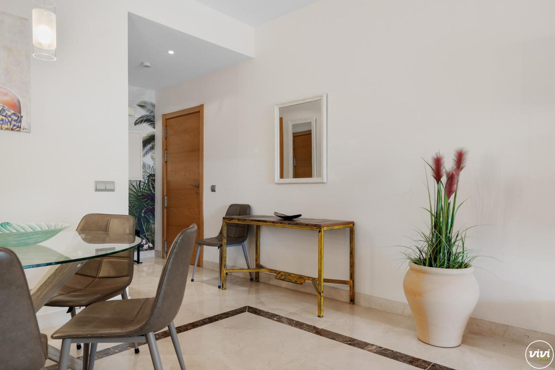 Vivi Homes - Toscana Luxury, Views, Pool & Terrace Apartment Estepona