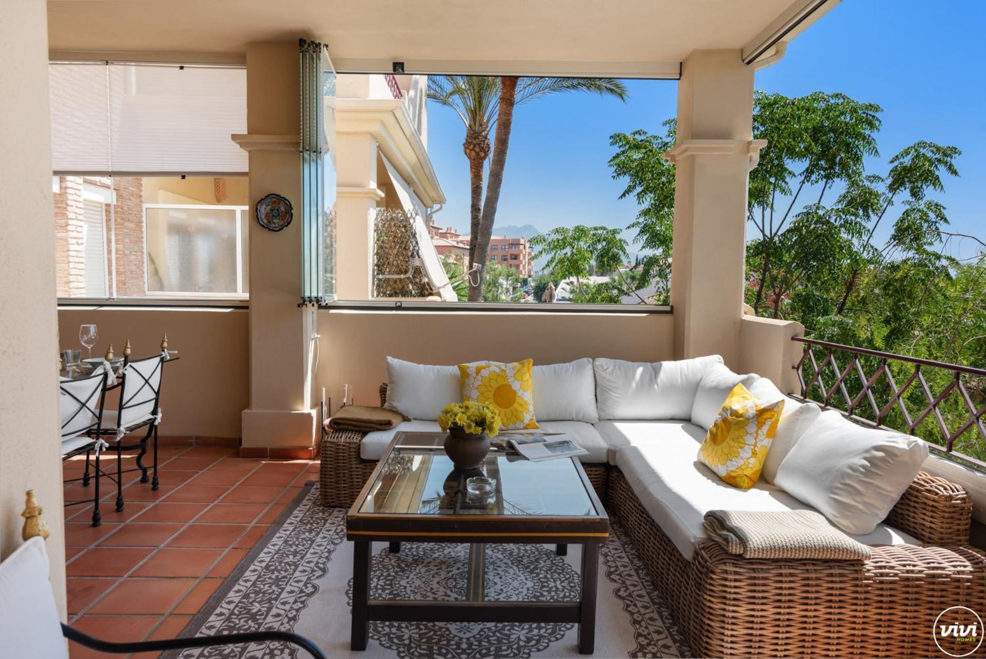 Vivi Homes - Toscana Luxury, Views, Pool & Terrace Estepona