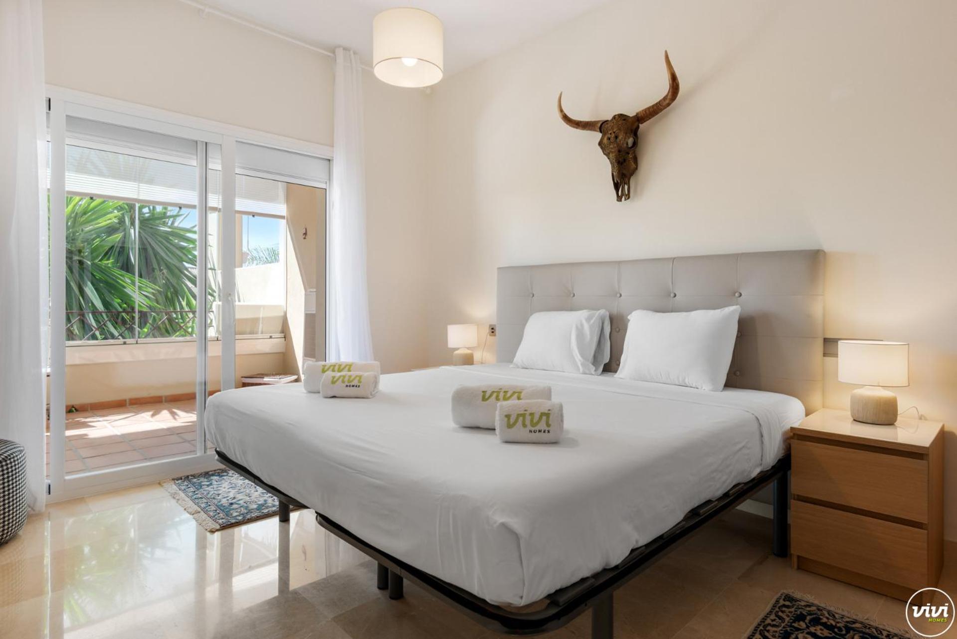 Vivi Homes - Toscana Luxury, Views, Pool & Terrace Estepona