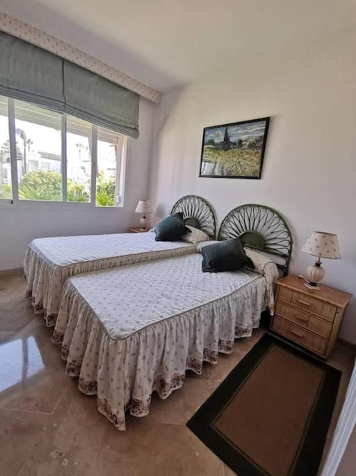 Piso Con Piscina A 1 Min Playa Apartment *
