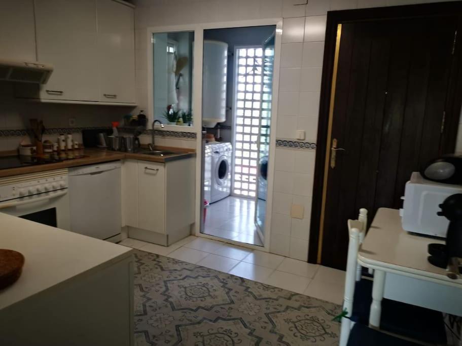 Piso Con Piscina A 1 Min Playa Apartment Estepona