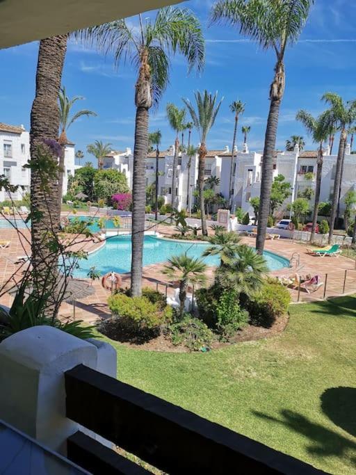 Piso Con Piscina A 1 Min Playa * Estepona