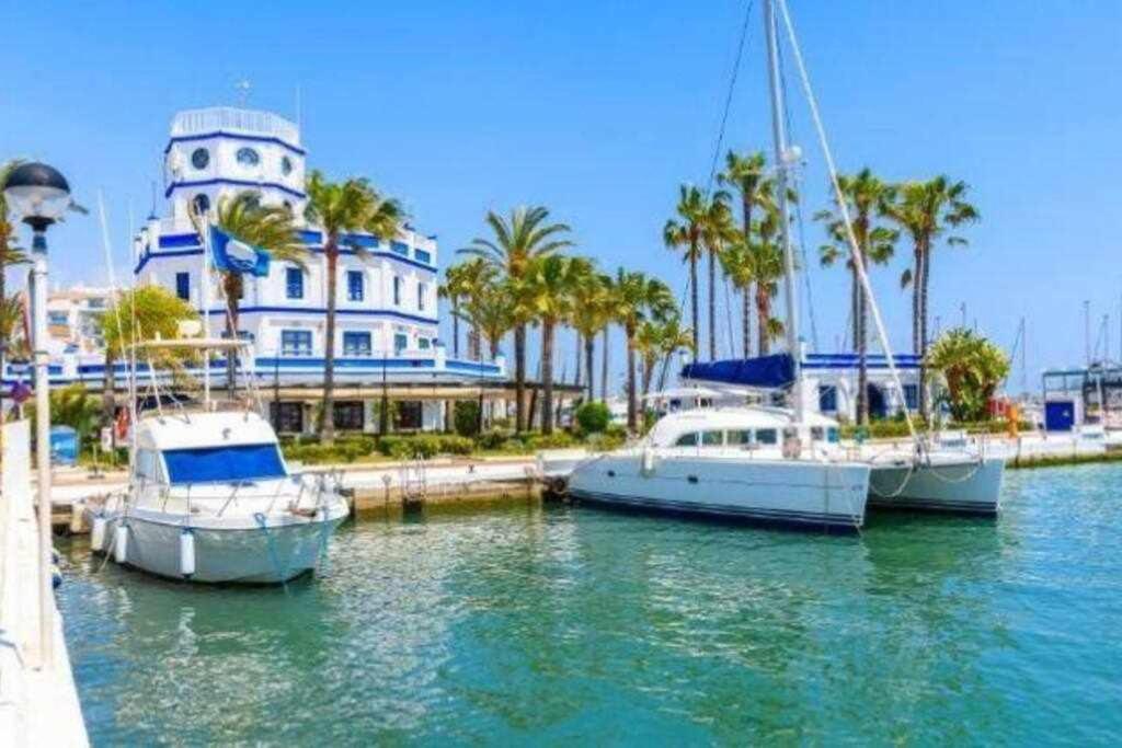 Xxii Morales&arnal Apartment Estepona