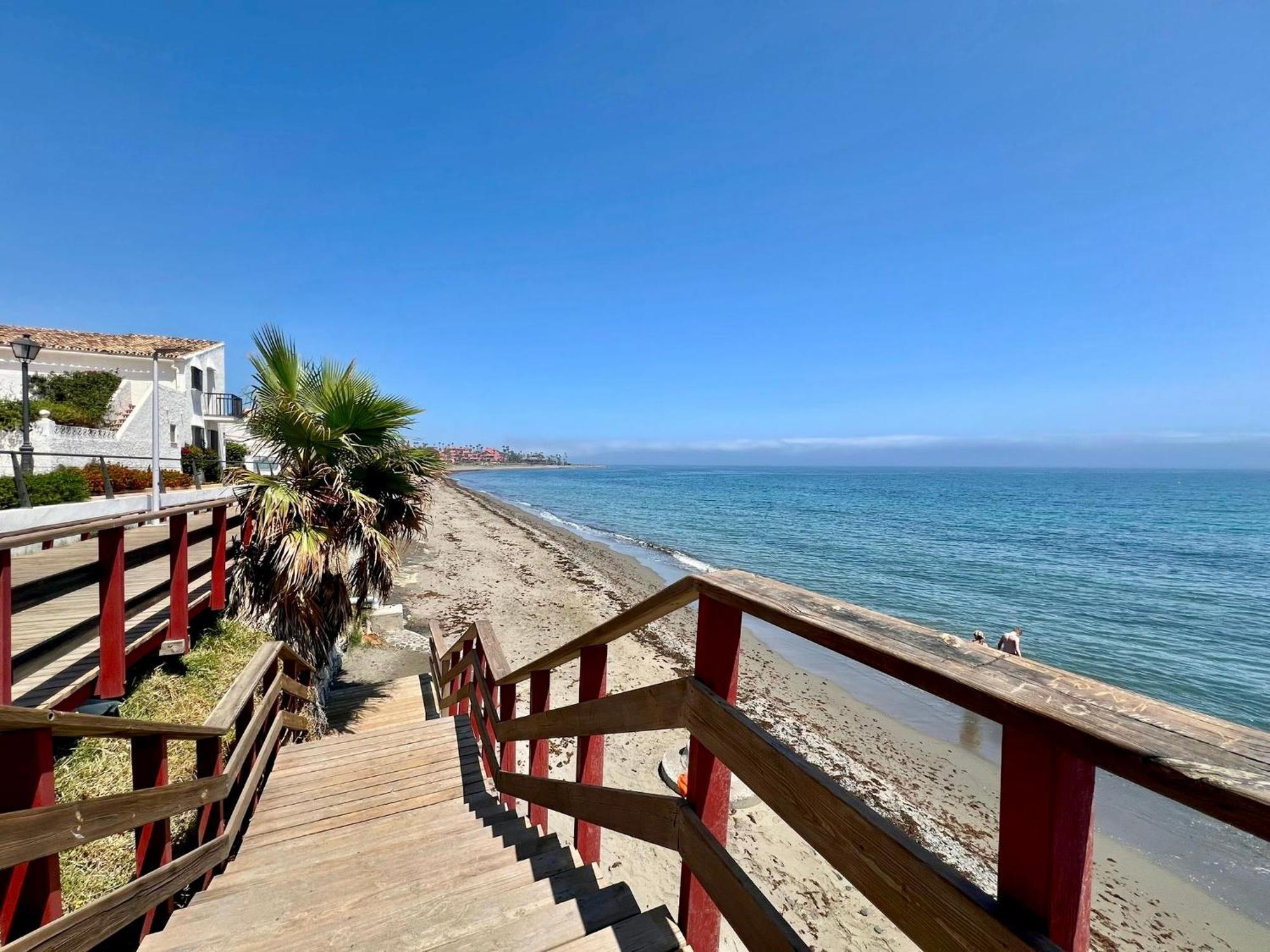 Buenti First Line Estepona