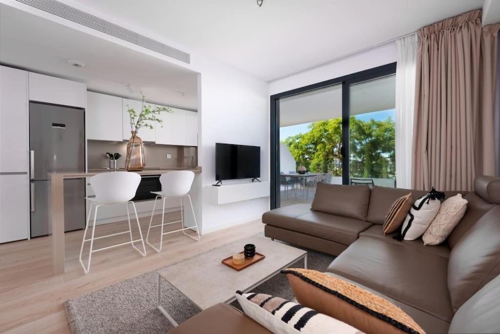 The Cozy At One80 Suites, Apartment *
