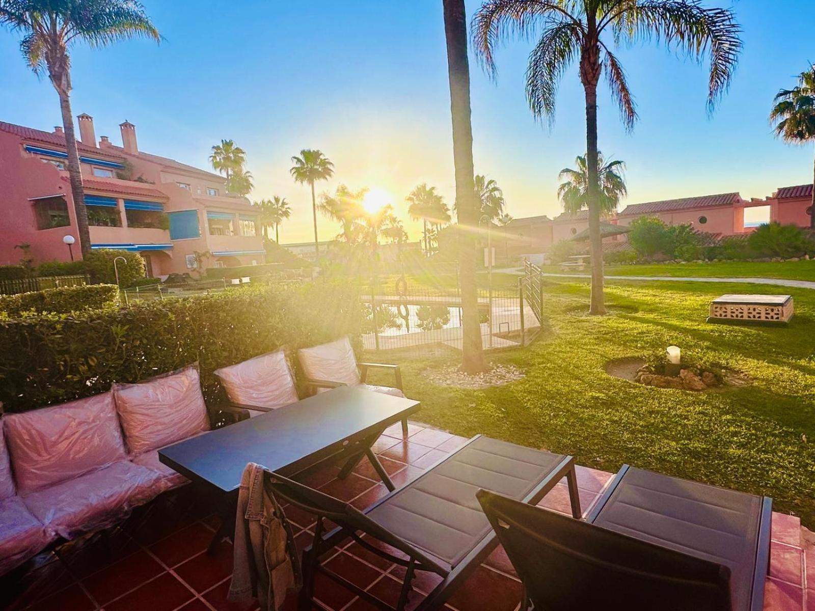 No1 - Beachfront Estepona, Close To Port, 2 Bedroom, 2 Bathroom, Sleeps 5