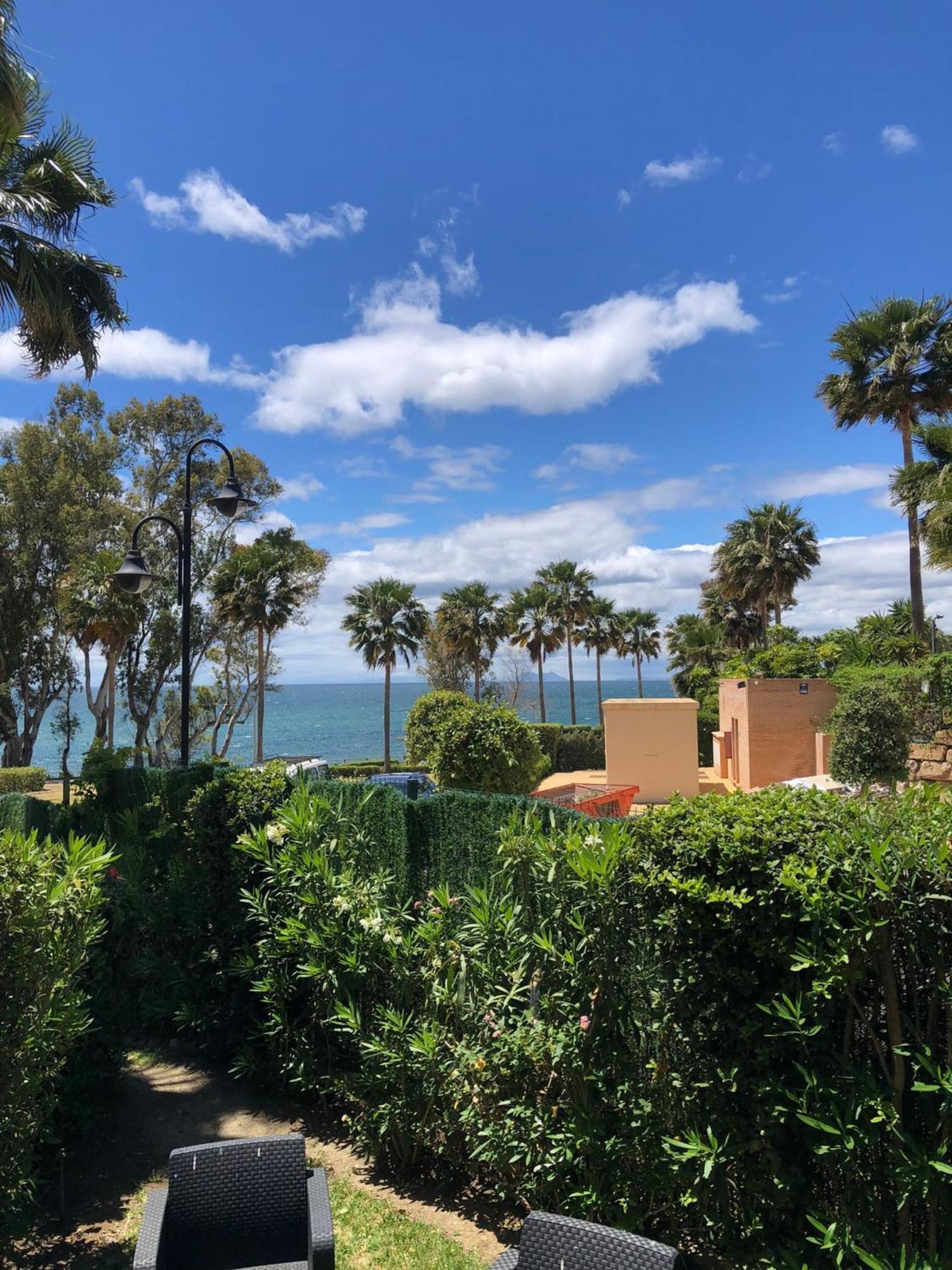 Сasa de vacaciones Garden Townhouse *