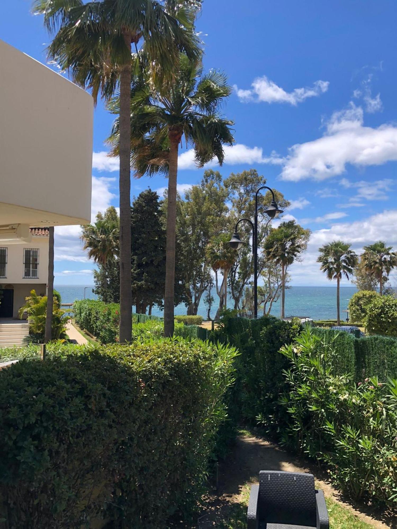 Сasa de vacaciones Garden Townhouse *