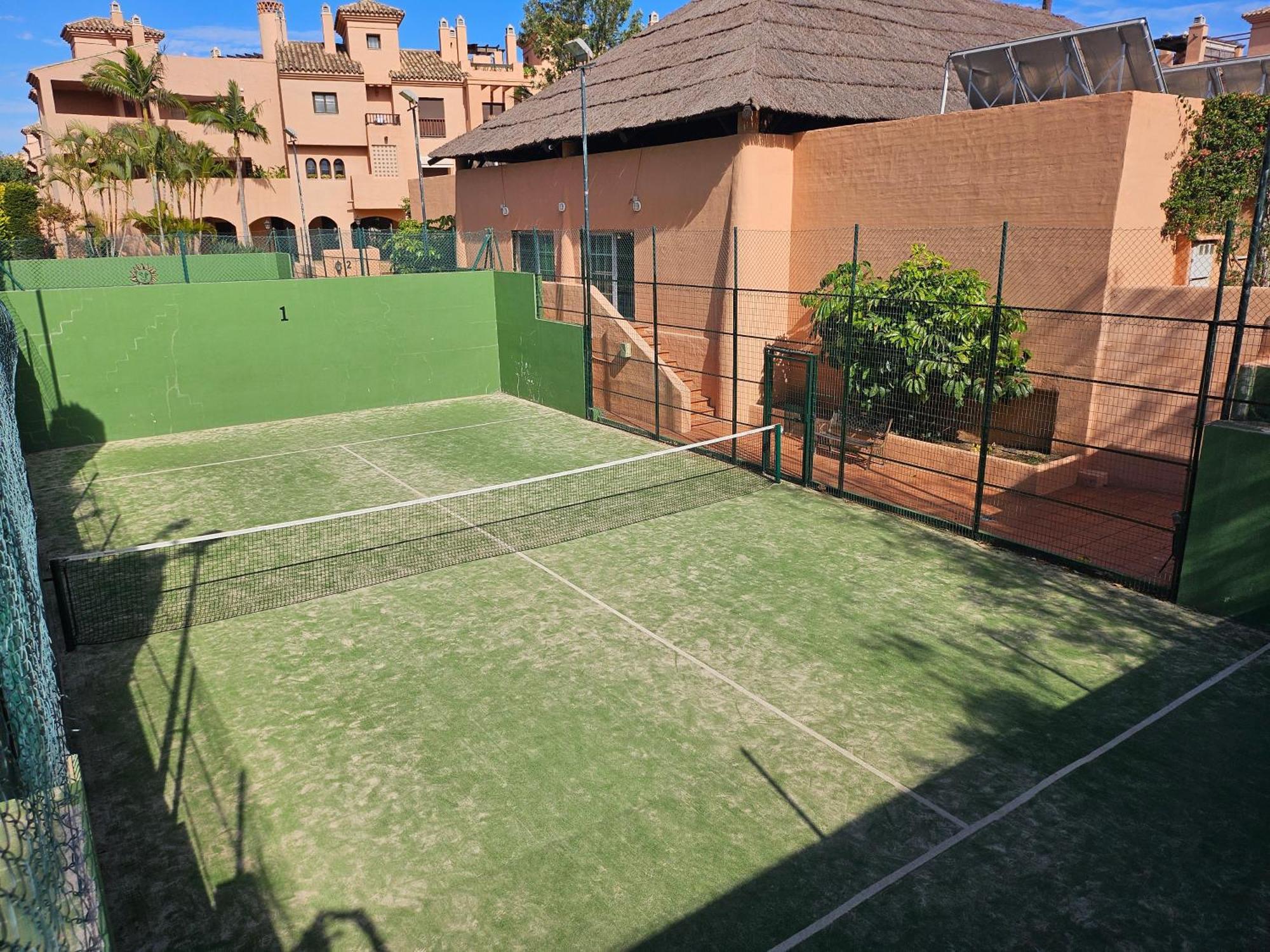 Modern 2br Second Line Marbella Beach, Pools And Paddle * Estepona