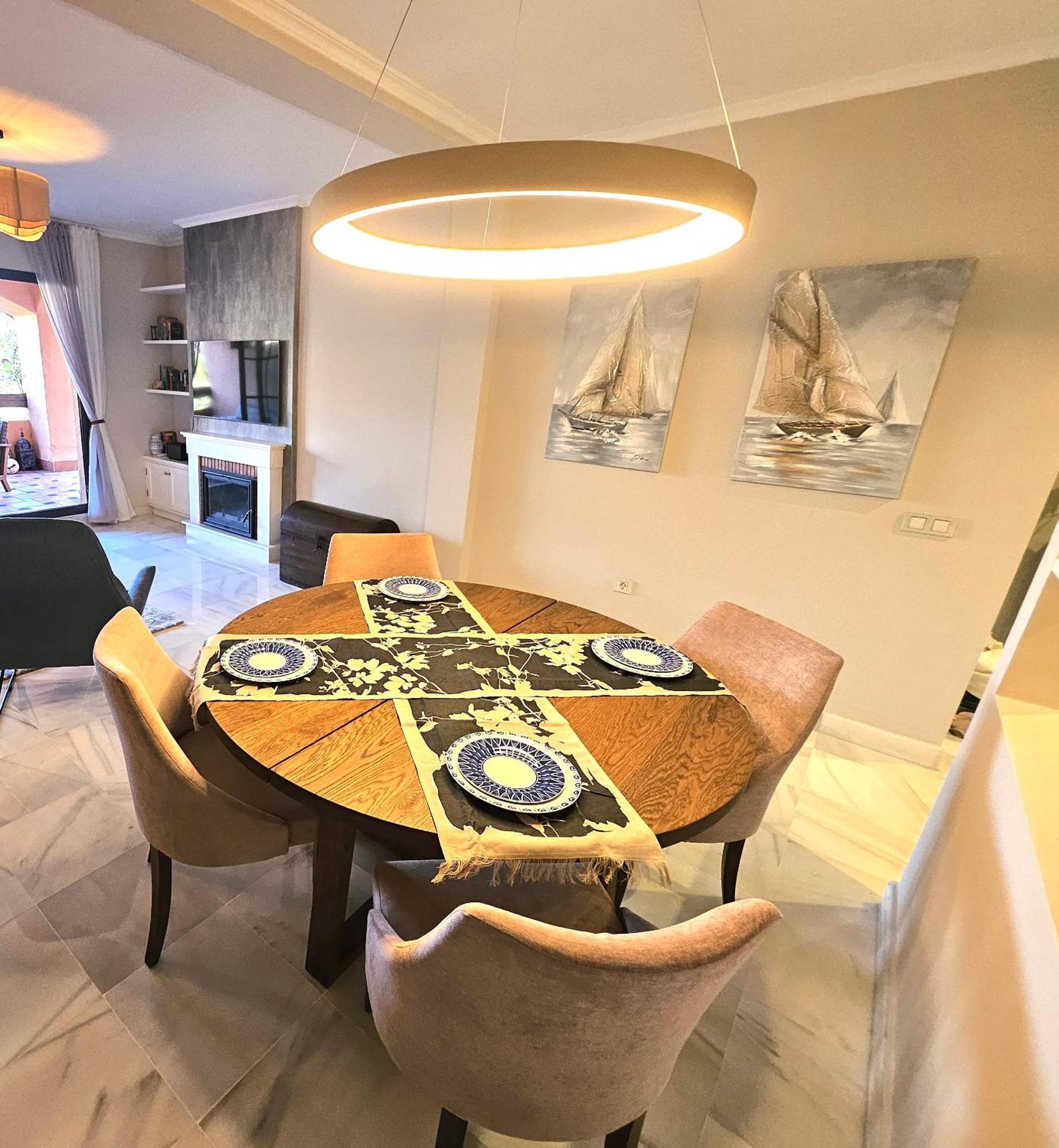 Modern 2br Second Line Marbella Beach, Pools And Paddle