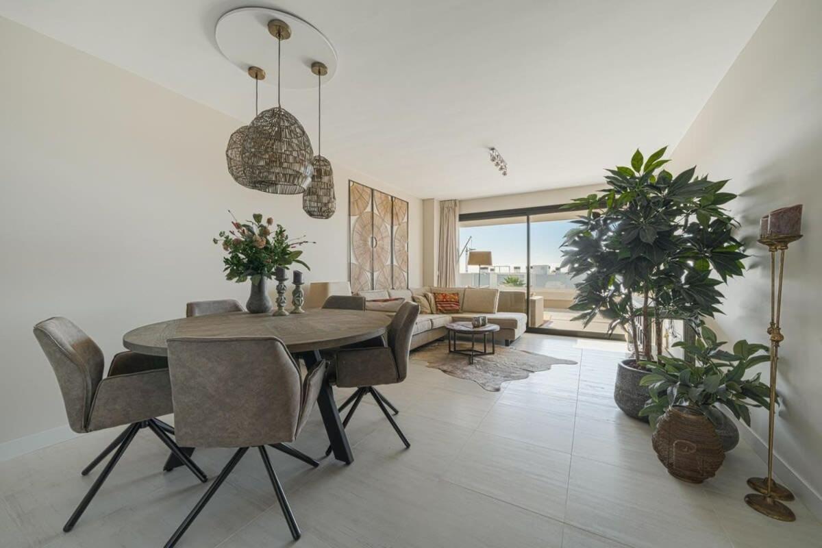 Olas Luxurious Retreat Apartment Estepona