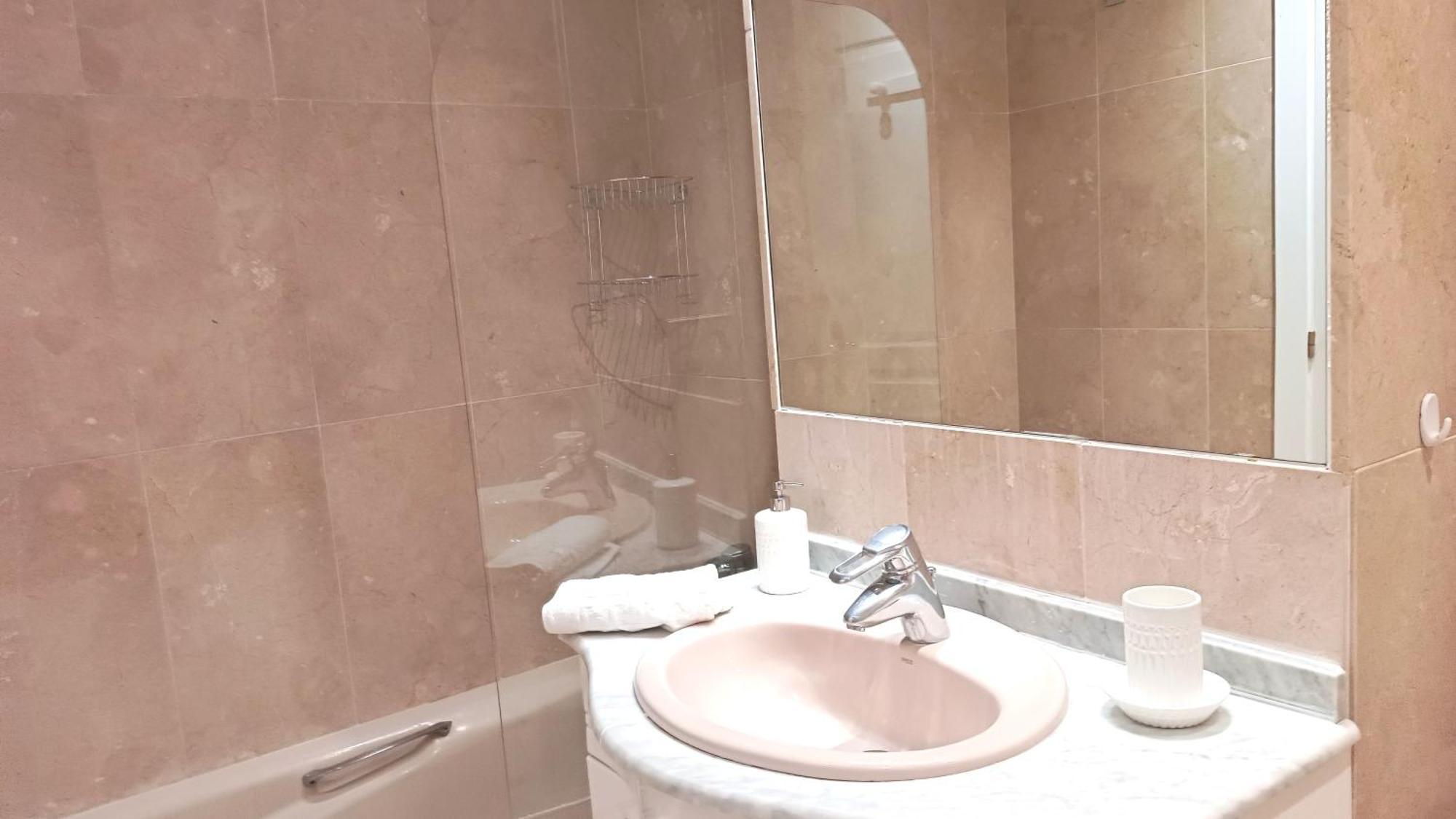 Apartment Spectacular Frontbeach Old Town La Rada *