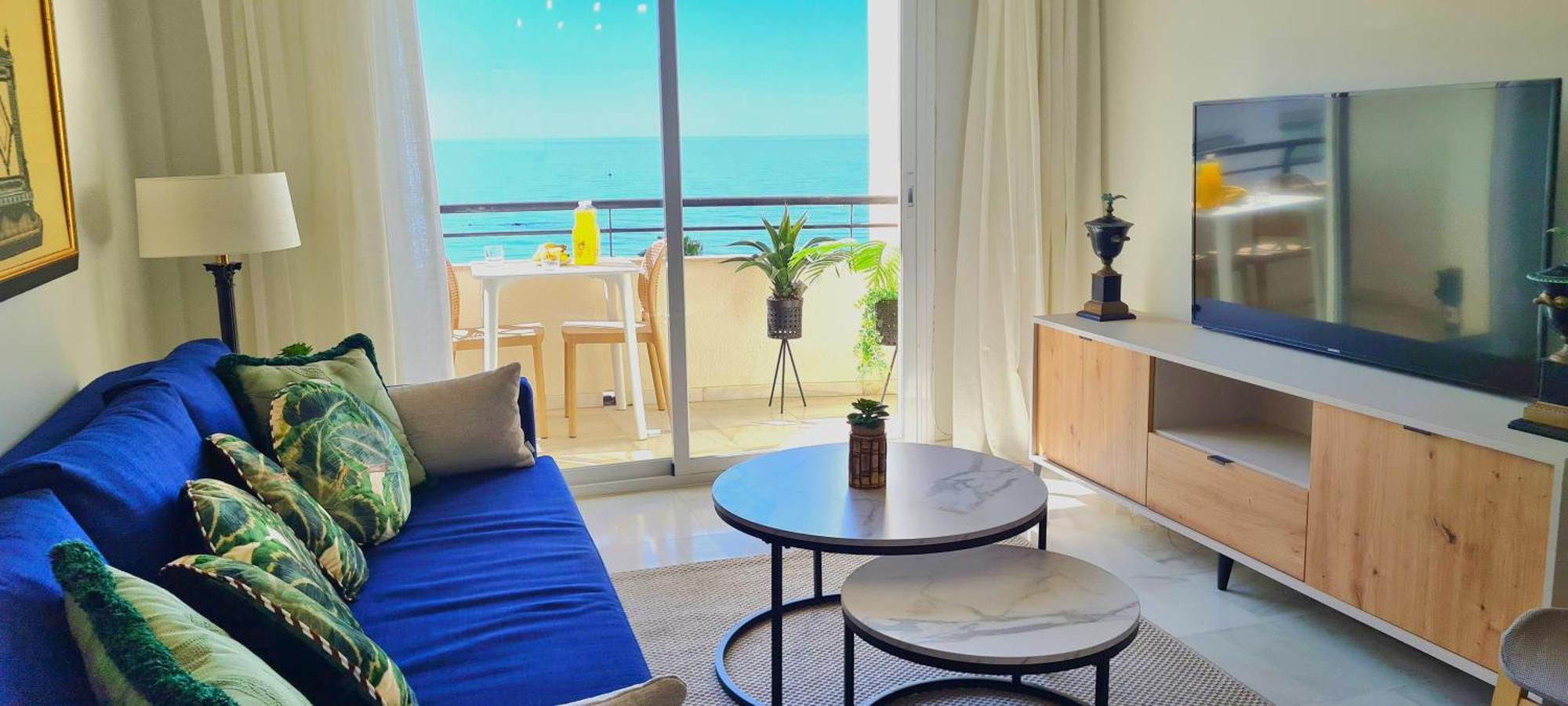Spectacular Frontbeach Old Town La Rada Apartment *