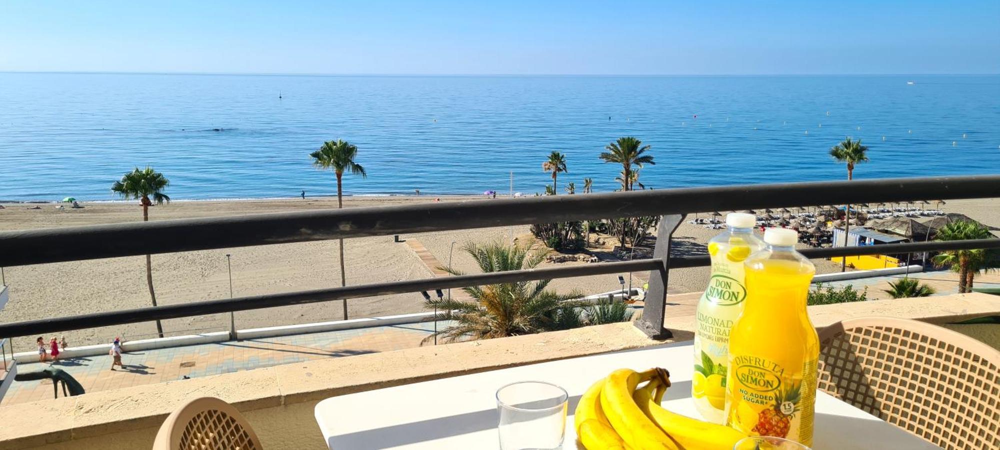 Spectacular Frontbeach Old Town La Rada Apartment *