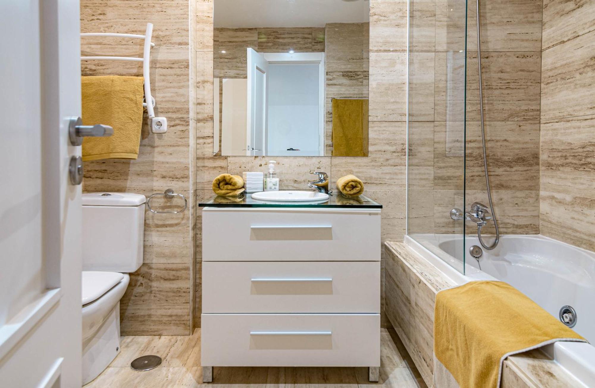 Appartement Luxury 3 Bed Duplex Penthouse, 3 Mins Walk To The