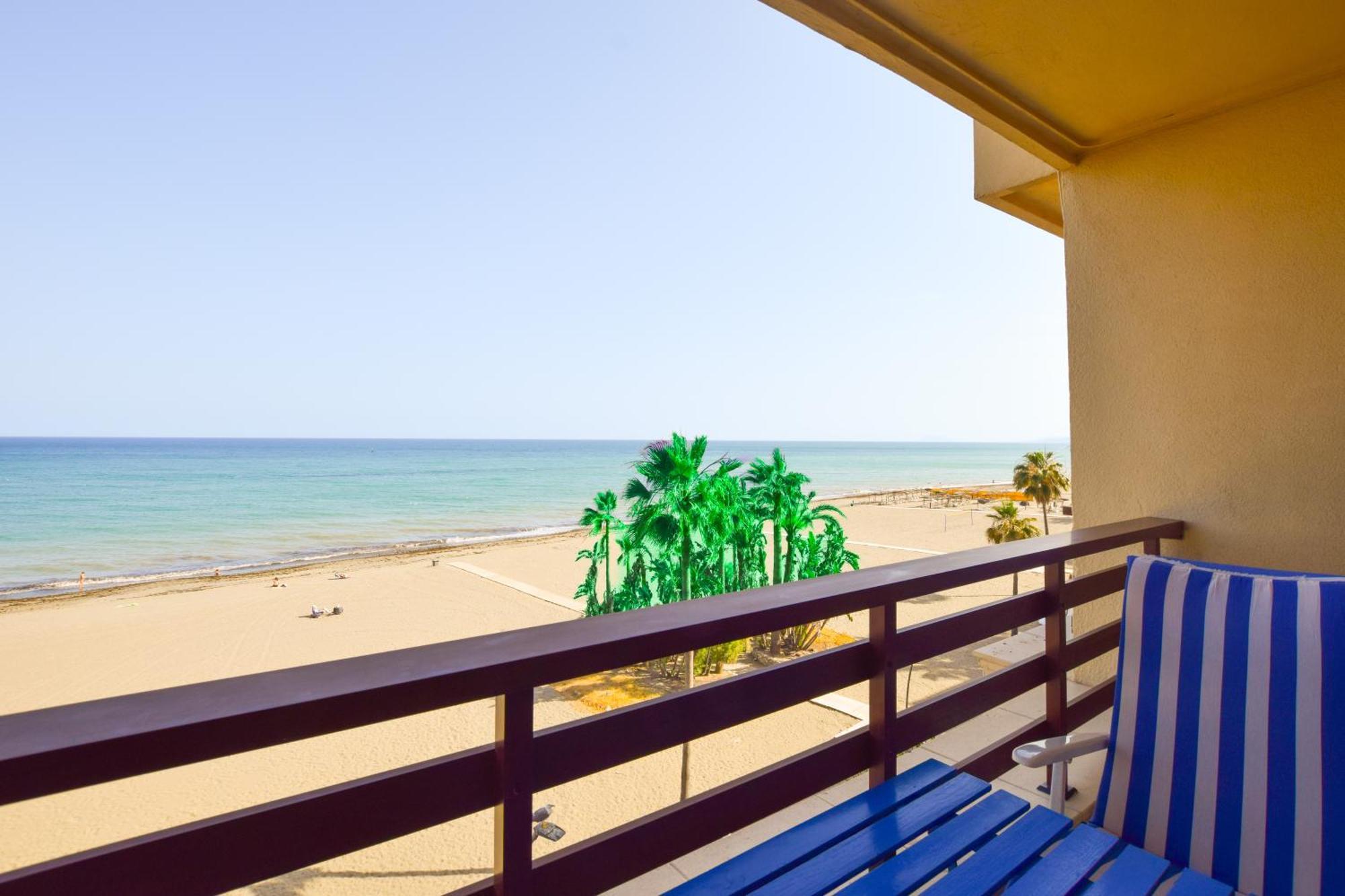 Excelente Piso Sobre El Mar Con Garaje Apartamento